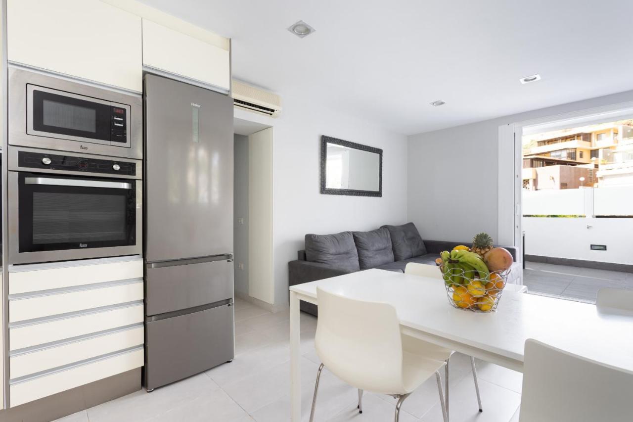 Luxury Frontline Poris De Abona Villa Bagian luar foto