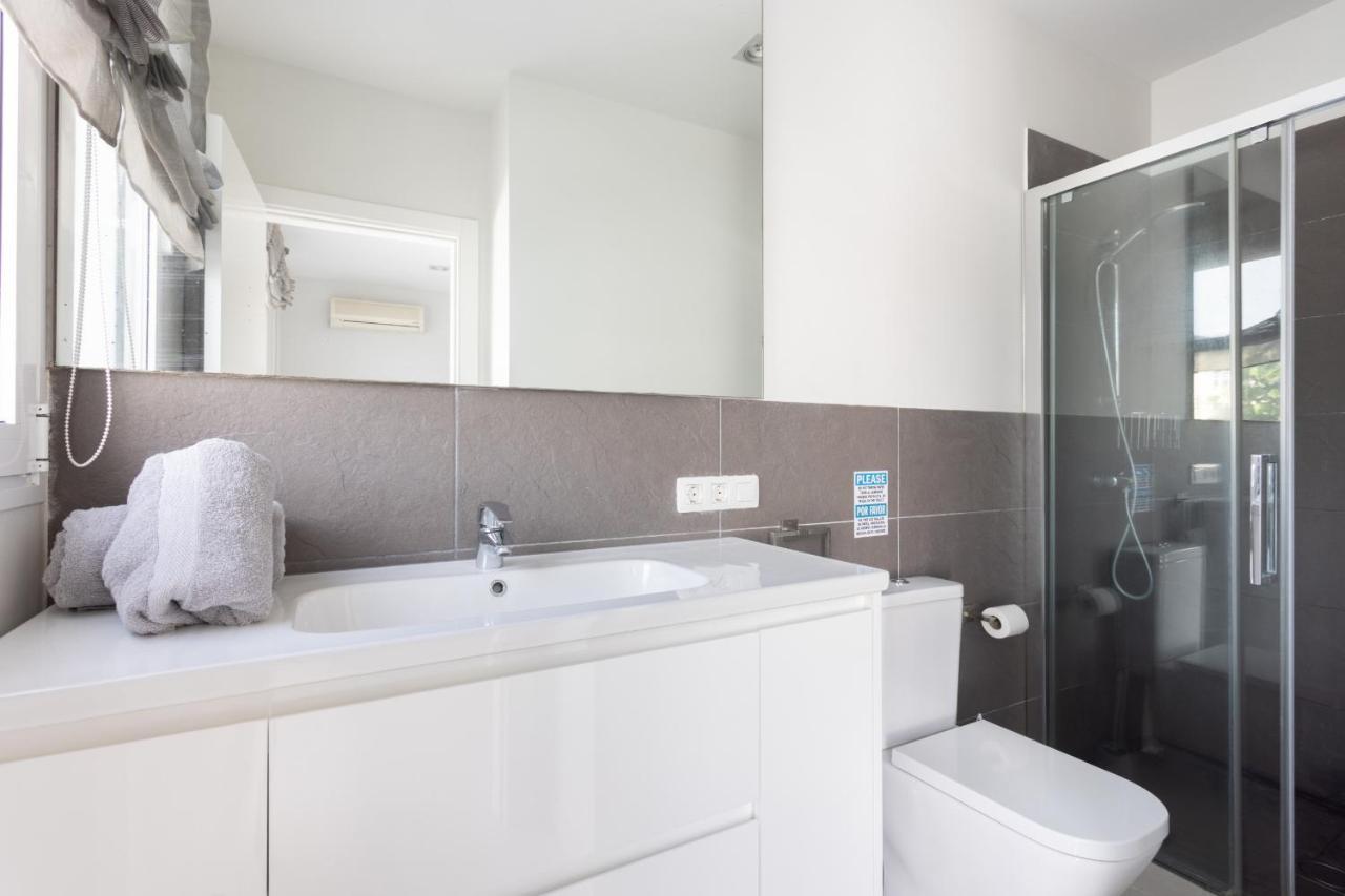 Luxury Frontline Poris De Abona Villa Bagian luar foto
